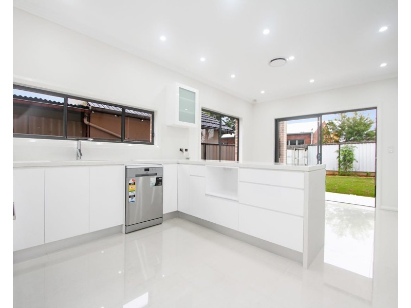 5 Clive Street, Revesby NSW 2212