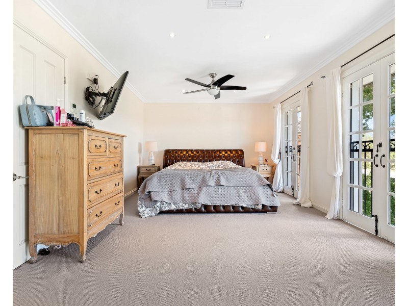 96  Fairview Avenue, Engadine NSW 2233