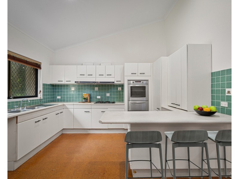 52 Wayne Avenue, Lugarno NSW 2210