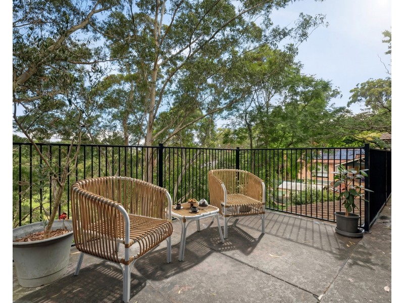 52 Wayne Avenue, Lugarno NSW 2210