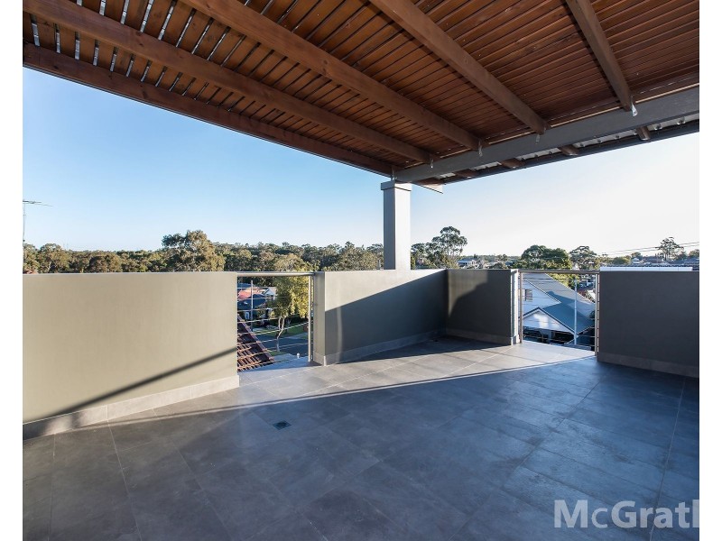 7a Drysdale Avenue, Picnic Point NSW 2213