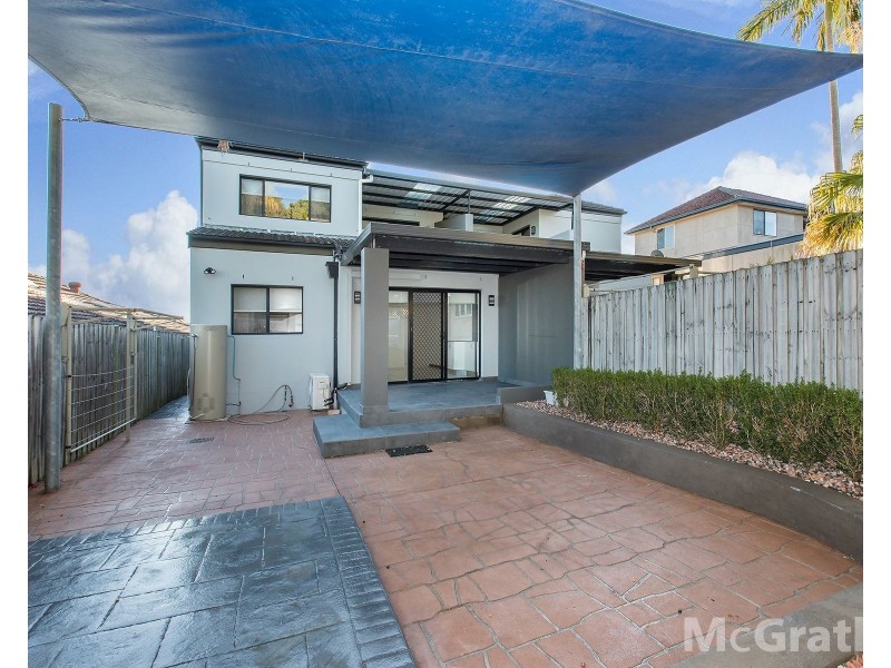 7a Drysdale Avenue, Picnic Point NSW 2213