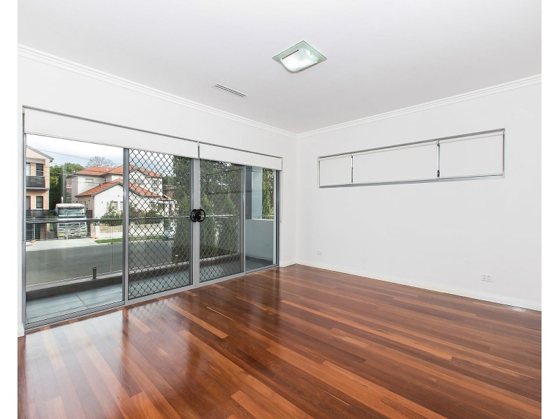 8 Basil Road, Bexley NSW 2207