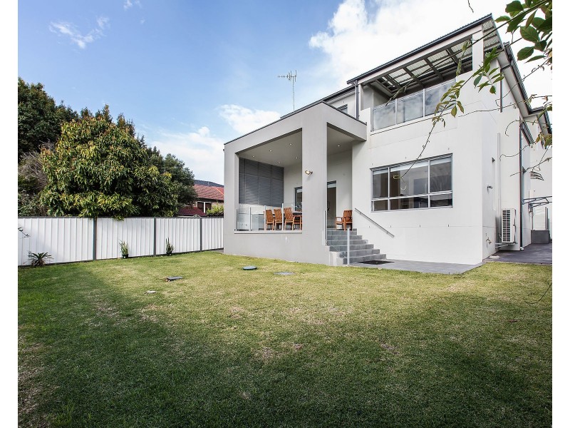 8 Basil Road, Bexley NSW 2207