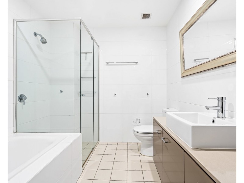 101/15-17 Peninsula Drive, Breakfast Point NSW 2137