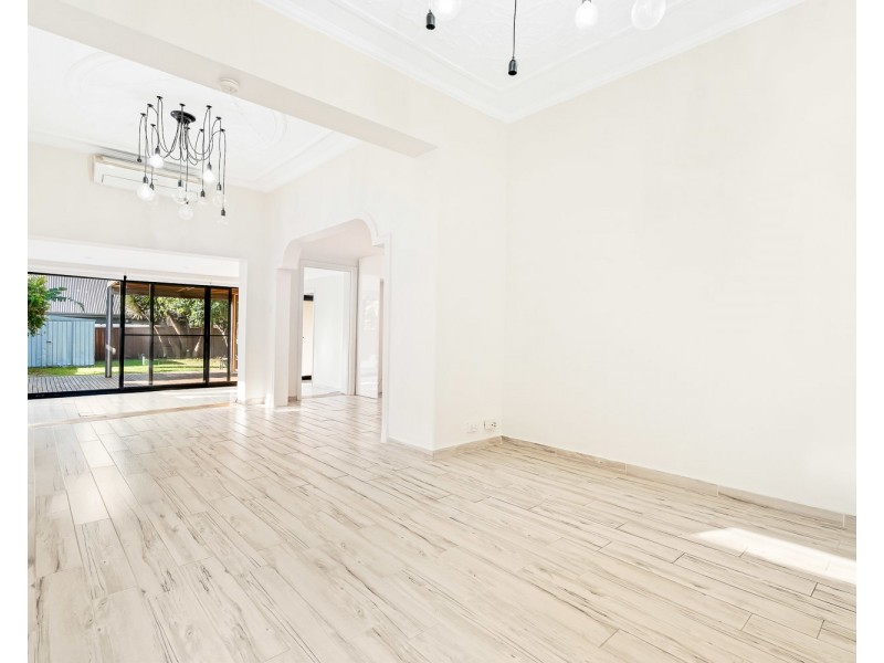28 Kings Road, Brighton-le-sands NSW 2216