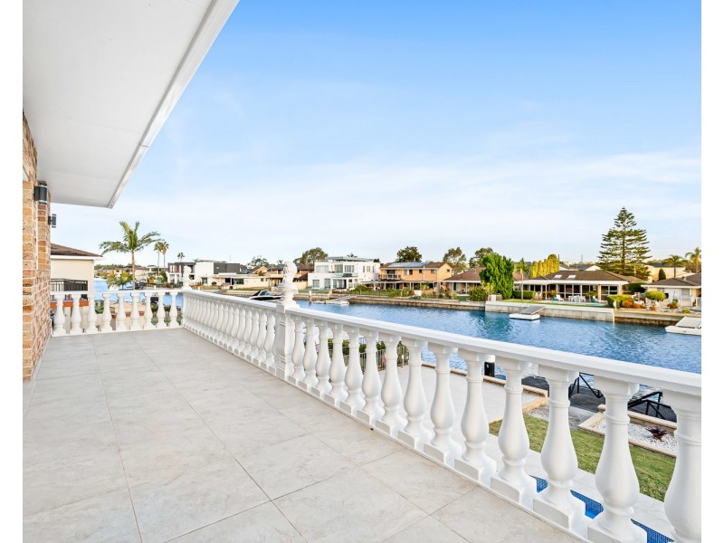 39 James Cook  Island, Sylvania Waters NSW 2224