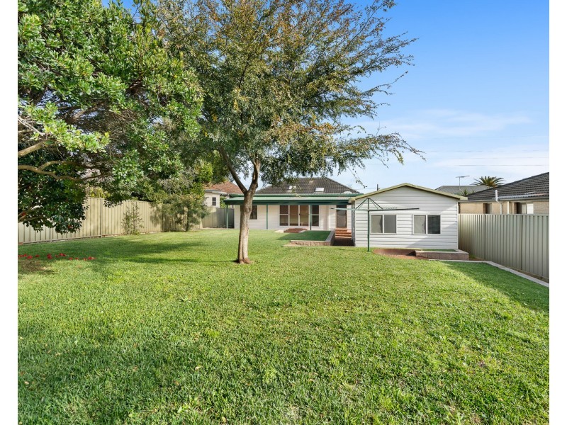 270  Woronora Road, Engadine NSW 2233