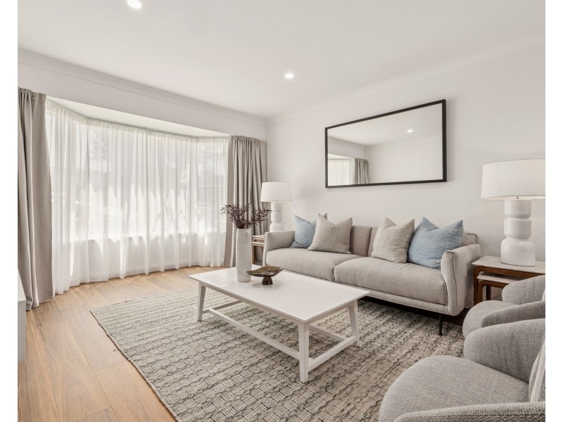 34 Essington Crescent, Sylvania NSW 2224
