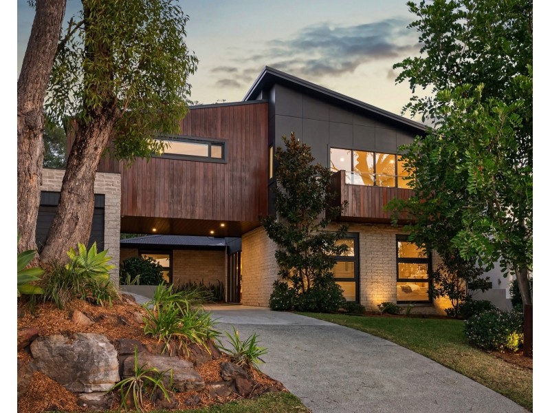 19 Moons Avenue, Lugarno NSW 2210