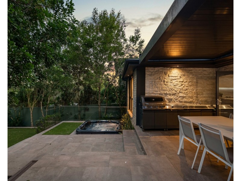 19 Moons Avenue, Lugarno NSW 2210