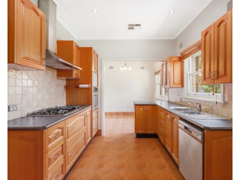 34 Balmoral Road, Mortdale NSW 2223