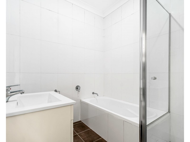6/24 The Avenue, Hurstville NSW 2220