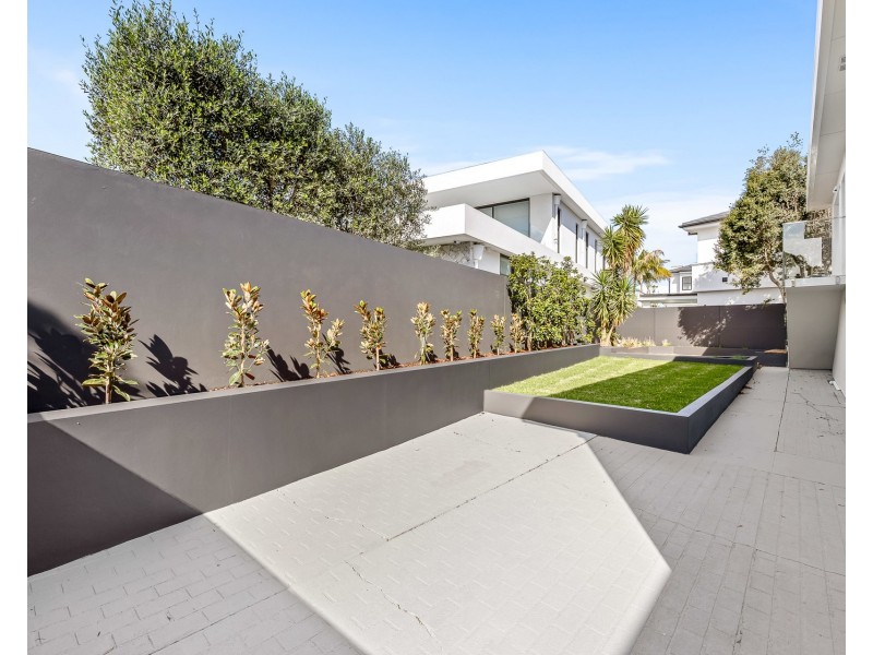 3 Wadsley Crescent, Connells Point NSW 2221