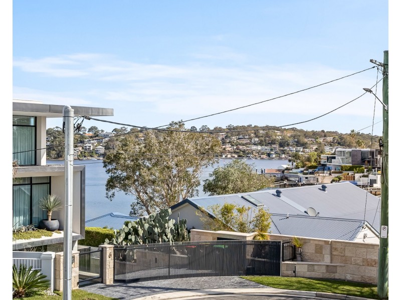 3 Wadsley Crescent, Connells Point NSW 2221
