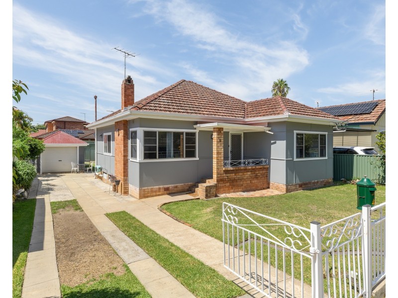 5 Kemp Street, Mortdale NSW 2223
