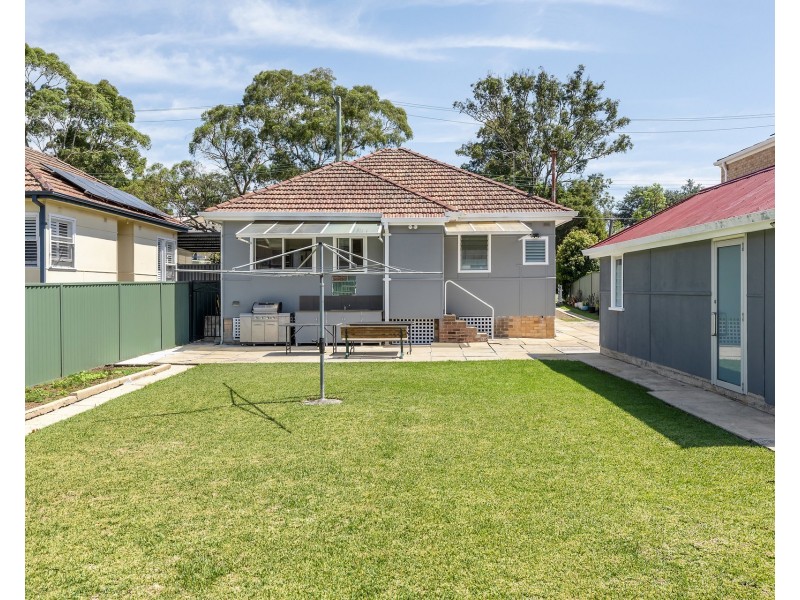 5 Kemp Street, Mortdale NSW 2223