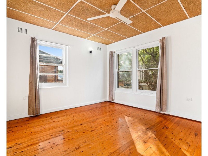 20  Peffer Street, Panania NSW 2213