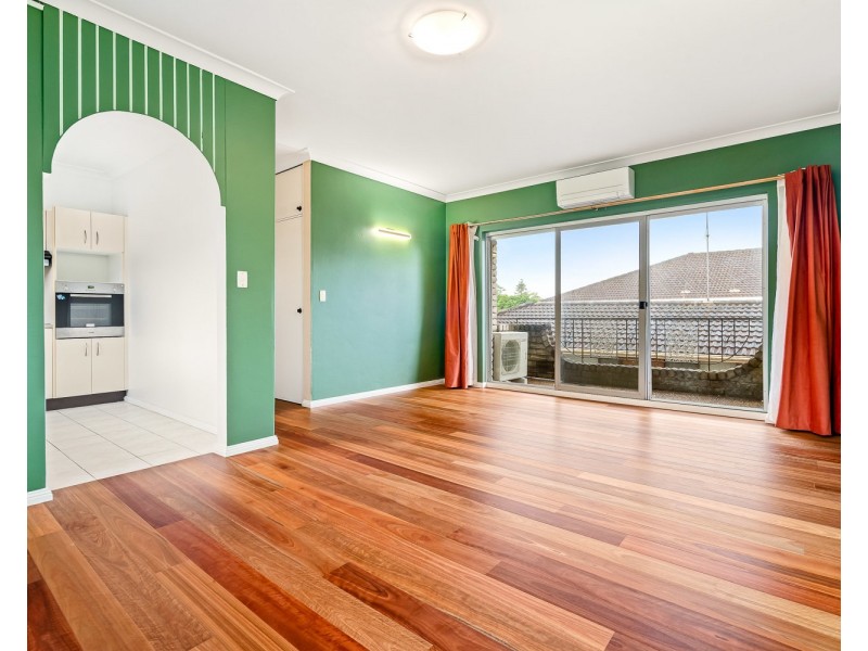 3/6 Carnarvon Street, Carlton NSW 2218