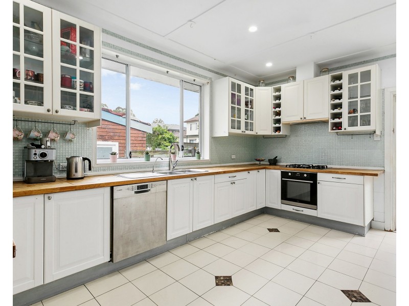 44 Parry Avenue, Narwee NSW 2209