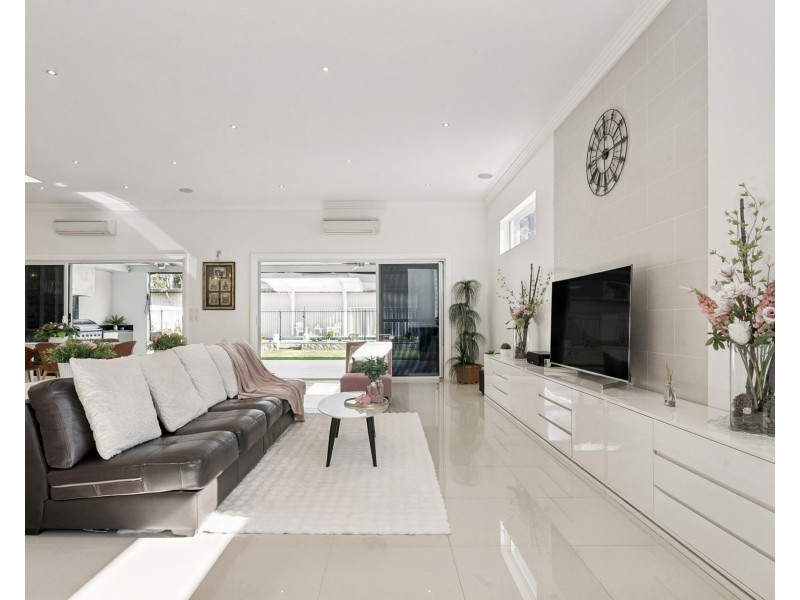 7 Talara Road, Gymea NSW 2227