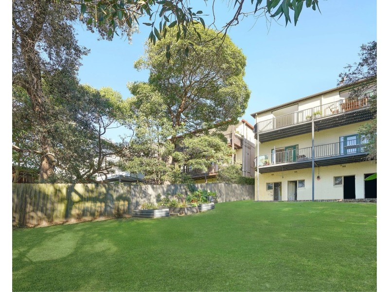 2/15 Francis Street, Bondi Beach NSW 2026