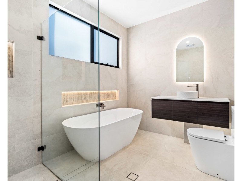 15B Cumberland Street, Georges Hall NSW 2198