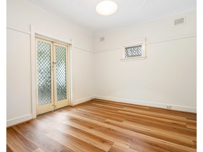 15 Boomerang Avenue, Earlwood NSW 2206