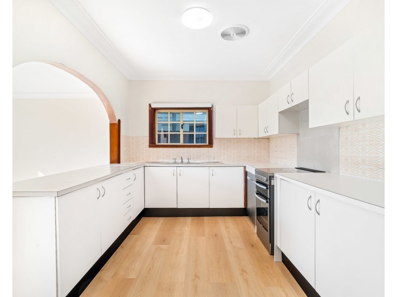 11 Newcombe Street, Sans Souci NSW 2219