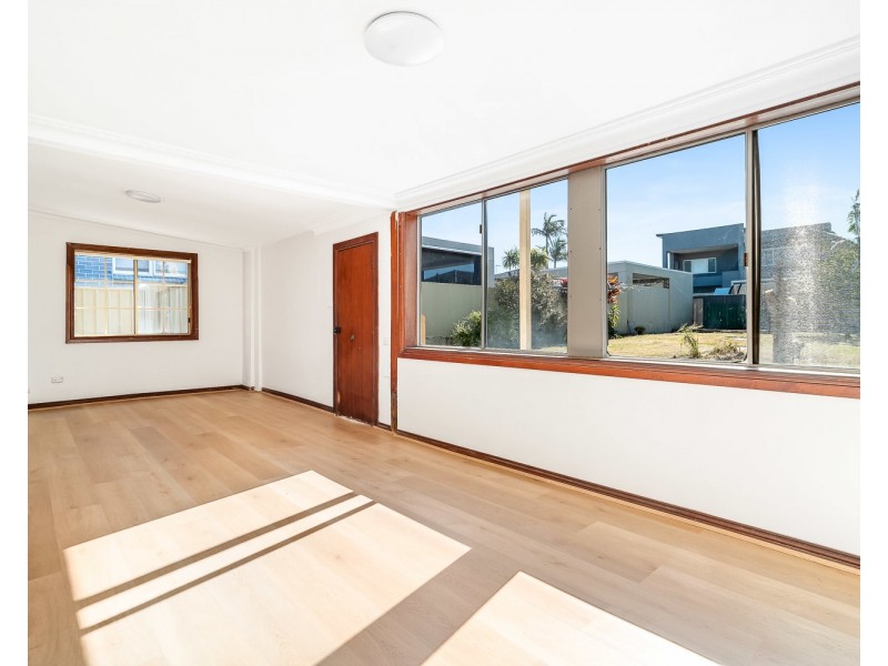 11 Newcombe Street, Sans Souci NSW 2219