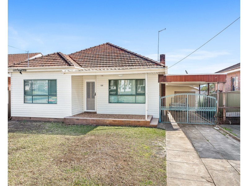 106 Picnic Point Road, Panania NSW 2213