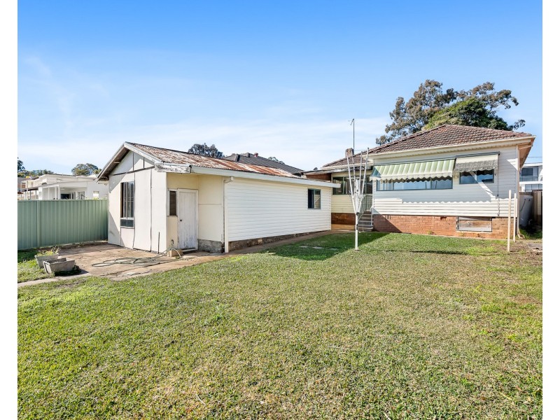 106 Picnic Point Road, Panania NSW 2213