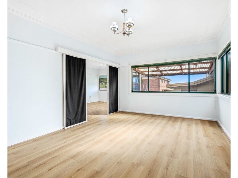 106 Picnic Point Road, Panania NSW 2213