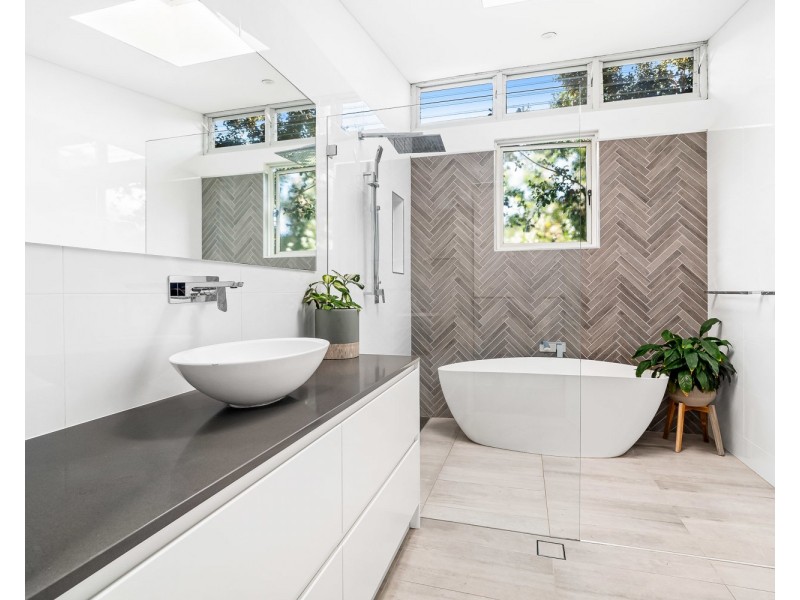 17  Raymond Street, Oatley NSW 2223