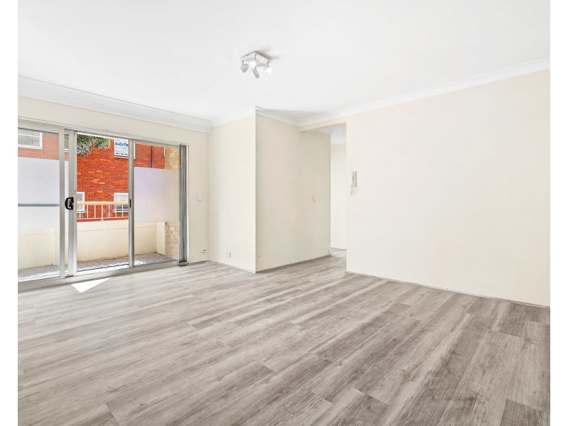 8/21 Gloucester Avenue, Hurstville NSW 2220