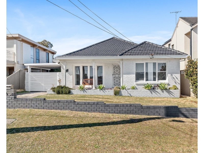 38  Holt Road, Taren Point NSW 2229
