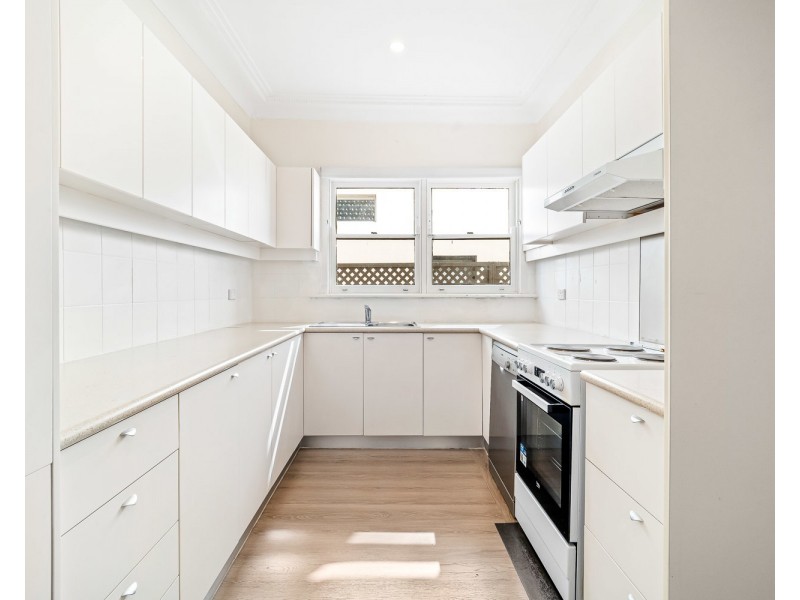 38  Holt Road, Taren Point NSW 2229