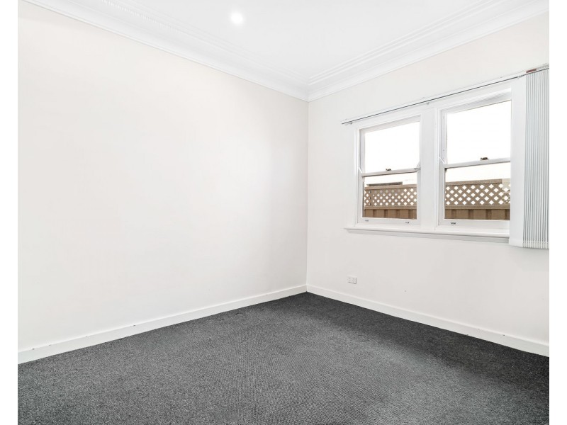 38  Holt Road, Taren Point NSW 2229
