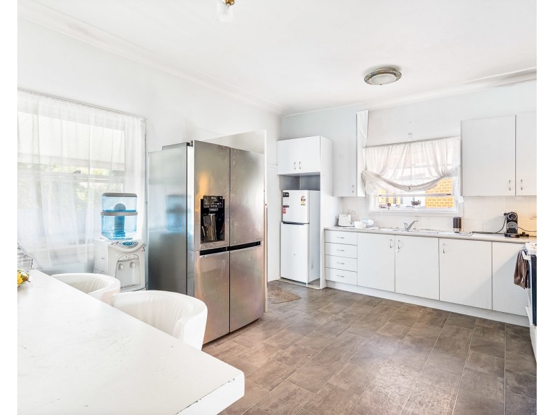 5  Stephen Place, Roselands NSW 2196