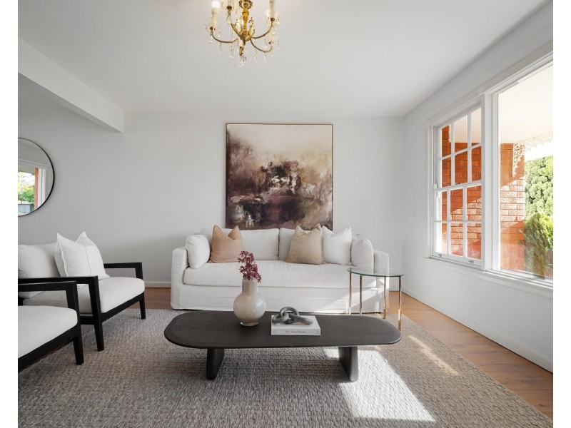 1 Castlereagh Crescent, Sylvania Waters NSW 2224