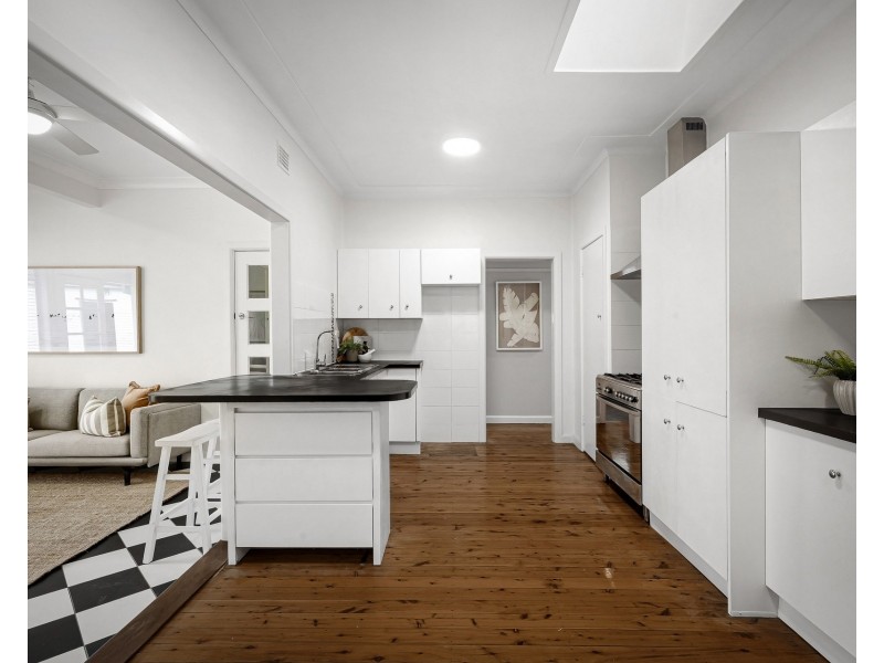 10 Carter Crescent, Gymea Bay NSW 2227