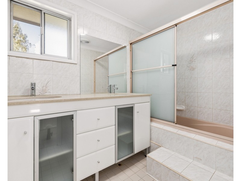 54 Flanders Avenue, Milperra NSW 2214