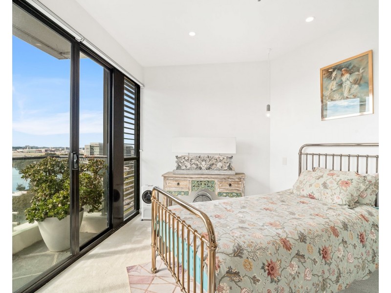 1002/4 Levey Street, Wolli Creek NSW 2205