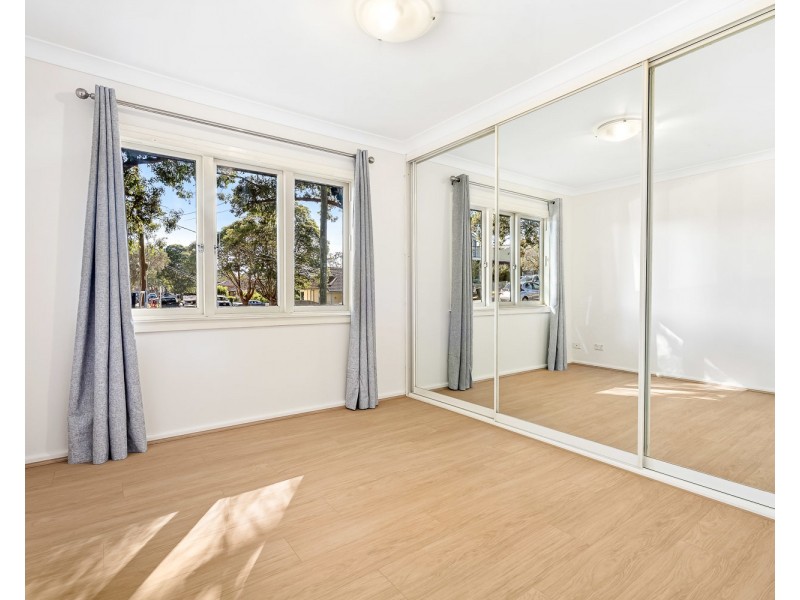 13  Balmoral Road, Mortdale NSW 2223