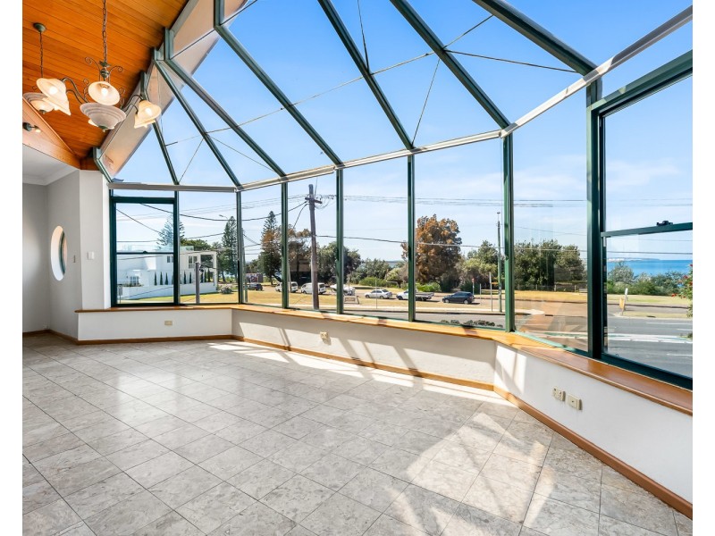 8 General Holmes Drive, Brighton-le-sands NSW 2216