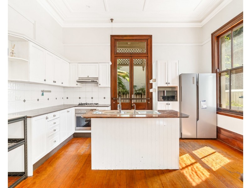 2/27 Eden Street, Arncliffe NSW 2205