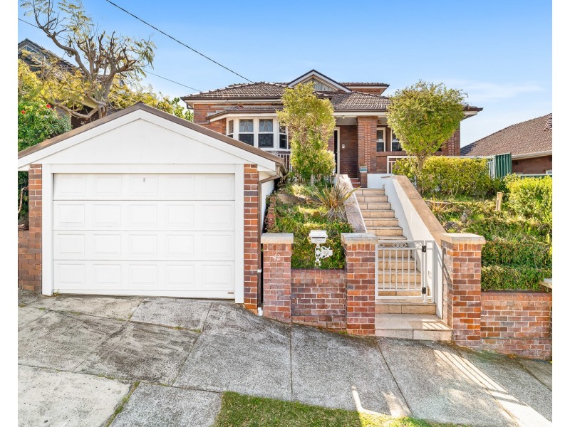 42 Knoll Avenue, Turrella NSW 2205