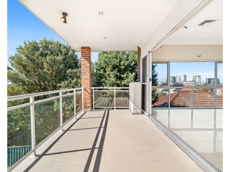 42 Knoll Avenue, Turrella NSW 2205