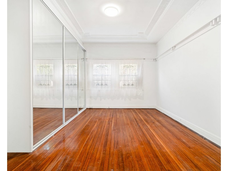42 Knoll Avenue, Turrella NSW 2205
