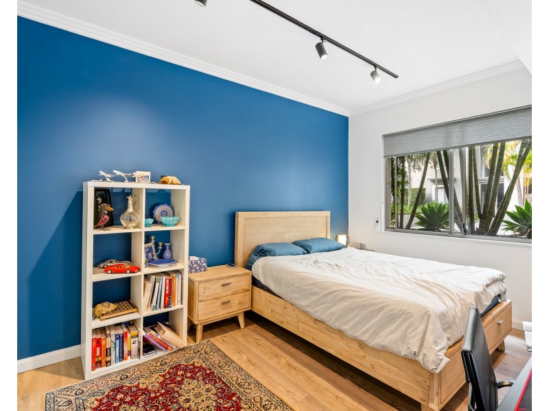 219/21 Hill Street, Wentworth Point NSW 2127